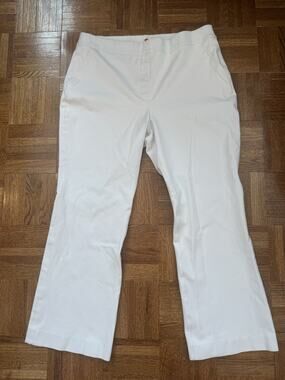 SPANX Women's White Pants Pull On Kick Flare Elastic Waistband Smoothing Comfy